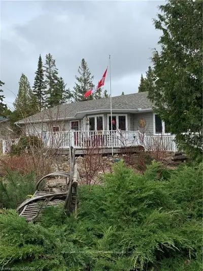 30 INDIAN HARBOUR Road, Northern Bruce Peninsula, ON N0H 2R0