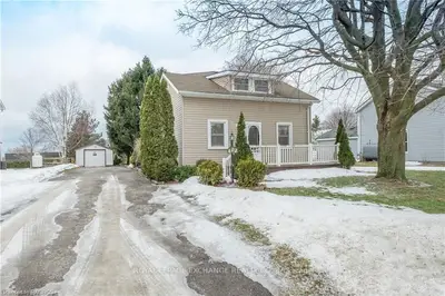 402 PRINCES Street S, Kincardine, ON N2Z 2T5