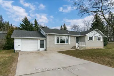 805 8TH Avenue E, Owen Sound, ON N4K 3A8