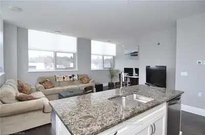 945 3RD Avenue E 409, Owen Sound, ON N4K 2K8