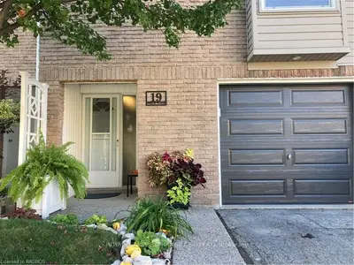 19 PHILIP Place, Kincardine, ON N2Z 2E7