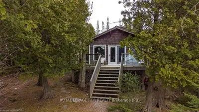 5 MANFOR Street, Northern Bruce Peninsula, ON N0H 2T0