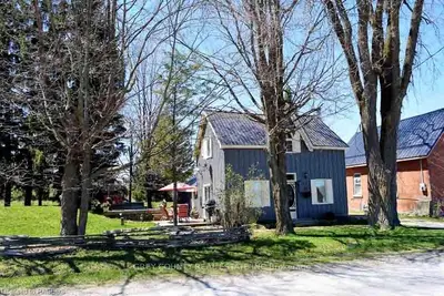 154598 Grey Road 32, Grey Highlands, On, N0c 1h0