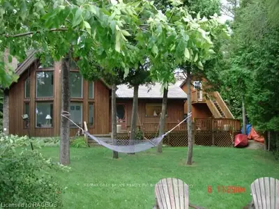 25 Julian Drive, Northern Bruce Peninsula, On N0h 1x0