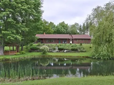 743073 10 Side Road, Chatsworth, On, N0h 1g0