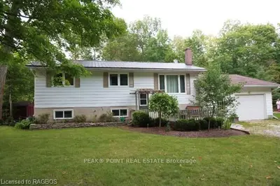 35 Dorena Crescent, South Bruce Peninsula, On N0h 2g0