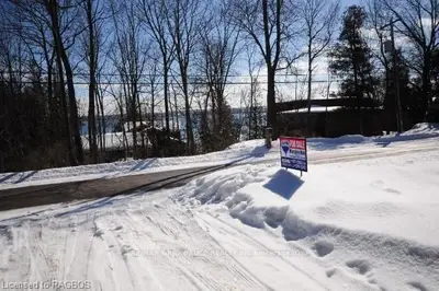 446 Balmy Beach Road, Georgian Bluffs, On N4k 5n4