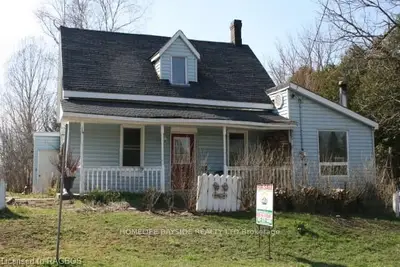 939 19th Street W, Georgian Bluffs, On N4k 6v5