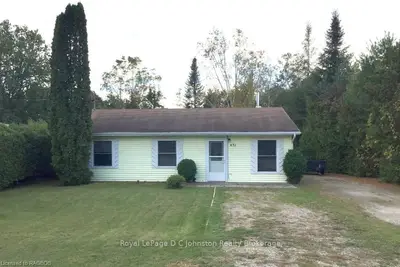 471 Clarendon Street, Saugeen Shores, On N0h 2l0