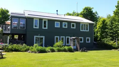 075499 Grey Road 12, Grey Highlands, On, N0c 1h0