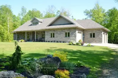 91 Shamrock Boulevard, South Bruce Peninsula, On N0h 2t0