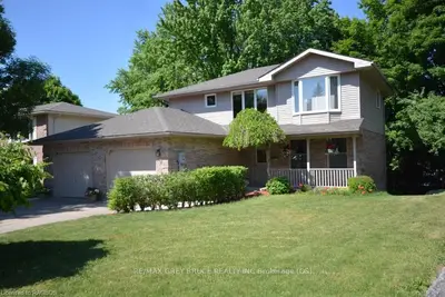 460 8th Avenue E, Owen Sound, On N4k 6s8