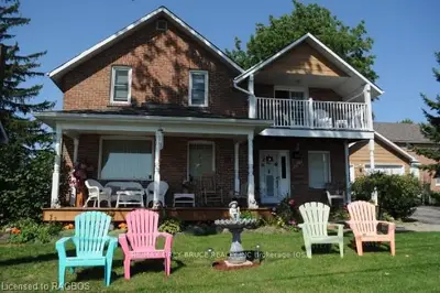 2282 3rd Avenue W, Owen Sound, On N4k 4s2