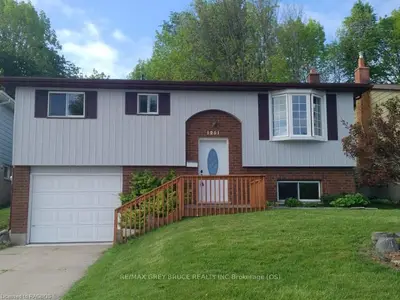 1251 11th Street E, Owen Sound, On N4k 6m1