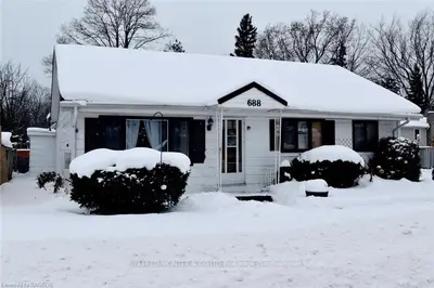 688 Bruce Street, Saugeen Shores, On N0h 2c0