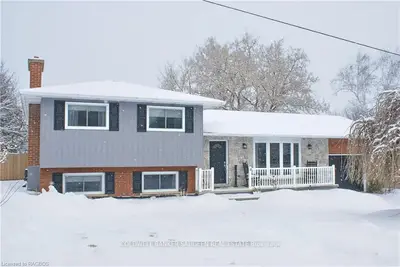 4 Fourth Street, Brockton, On N0g 2v0