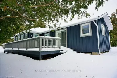 615 Third Avenue S, South Bruce Peninsula, On N0h 2g0