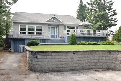 318 Second Avenue N, South Bruce Peninsula, On N0h 2g0