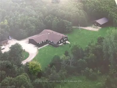 280058 Side Road 15, Georgian Bluffs, On, N0h 2k0
