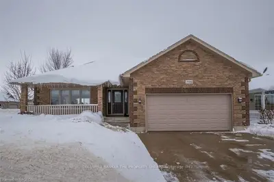796 Woodland Drive, Saugeen Shores, On N0h 2c4