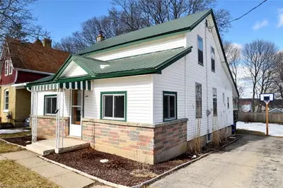 454 Frank Street, South Bruce Peninsula, On N0h 2t0