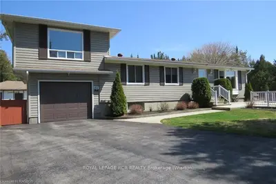 401 Second Avenue N, South Bruce Peninsula, On N0h 2g0