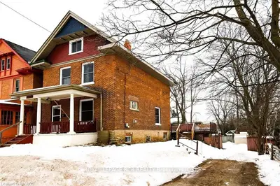 685 8th Street E, Owen Sound, On N4k 1l7