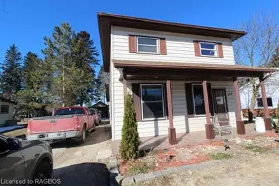 256 College Street N, West Grey, On N0g 1r0