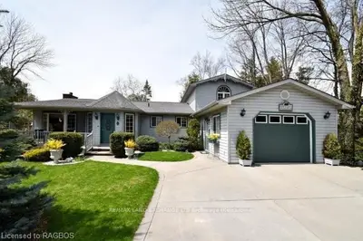 1 Lower Beach Road, Kincardine, On N2z 1k7