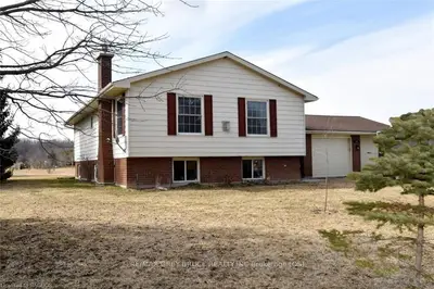 152 Carney Street, Georgian Bluffs, On N4k 6v5