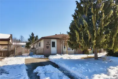 1079 11th Street E, Owen Sound, On N4k 1v5