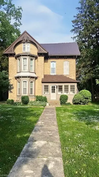 420 Jackson Street, Brockton, On N0g 2v0