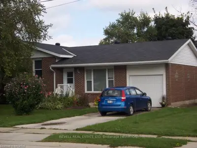 650 Frank Street, South Bruce Peninsula, On N0h 2t0