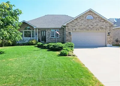 775 Oakwood Drive, Saugeen Shores, On N0h 2c4