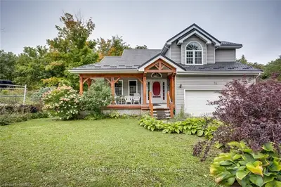 24 Sydenham Street, Grey Highlands, On N0c 1e0