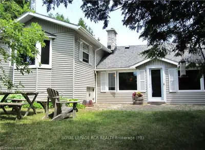 765 Spry Road, Northern Bruce Peninsula, On N0h 1w0