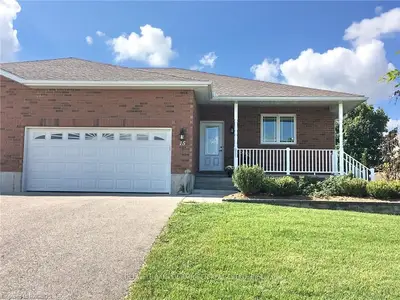15 Campbell Crescent, South Bruce, On N0g 2j0