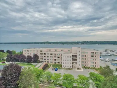 2555 3rd Avenue W 503/ph3, Owen Sound, On N4k 6t8