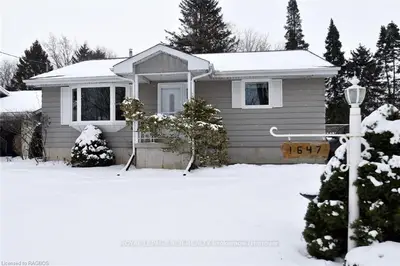 1647 5th Avenue E, Owen Sound, On N4k 2s3