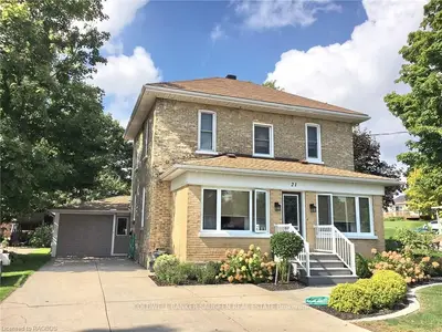 21 Ellen Street, South Bruce, On N0g 2j0