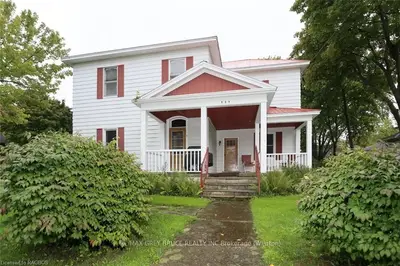 489 Frank Street, South Bruce Peninsula, On N0h 2t0