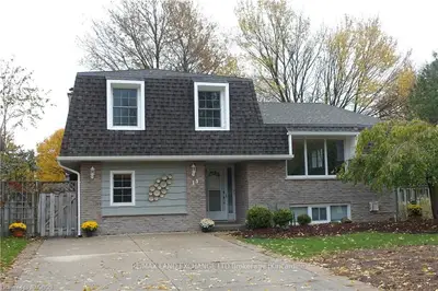 13 Penetangore Row, Huron-kinloss, On N2z 2n7