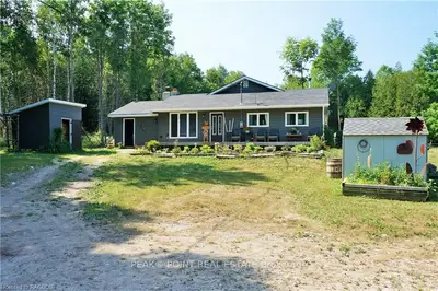241 North Diagonal Road, South Bruce Peninsula, On N0h 1p0