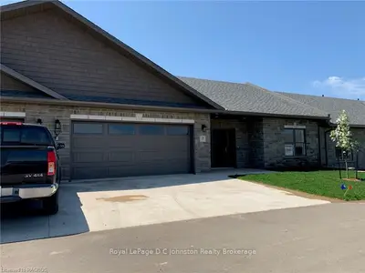 1050 Waterloo Street 16, Saugeen Shores, On N0h 2c4