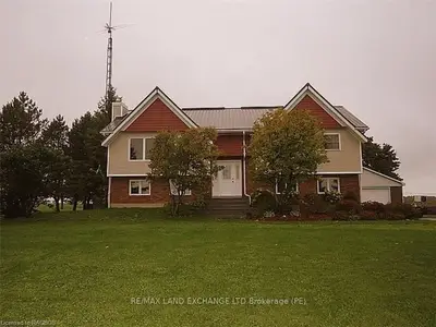 204 Bruce Saugeen Line, Brockton, On N0g 2n0