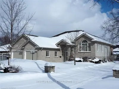 345 4th Avenue W, Owen Sound, On N4k 4v1