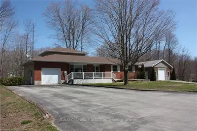 27 Fedy Drive, South Bruce Peninsula, On N0h 2g0
