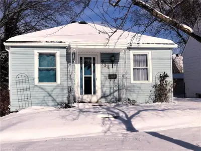 754 5th Street E, Owen Sound, On N4k 1e5