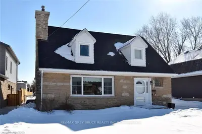 1629 8th Avenue E, Owen Sound, On N4k 3b8
