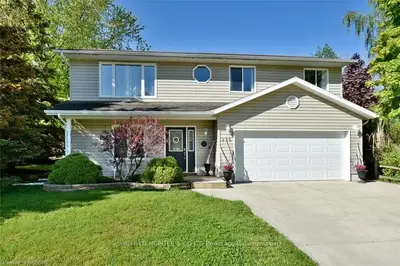 335 Lansdowne Street, Saugeen Shores, On N0h 2l0